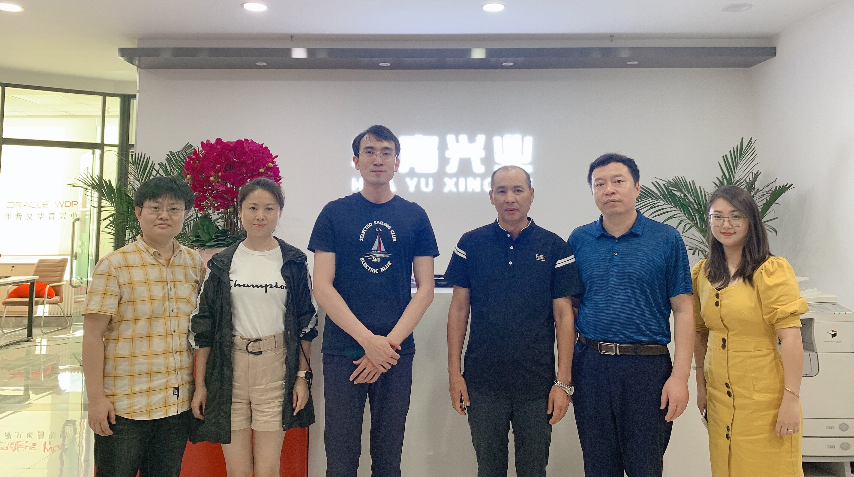 我司為八一農(nóng)墾大學(xué)打造現(xiàn)代科技實(shí)驗(yàn)室投入使用